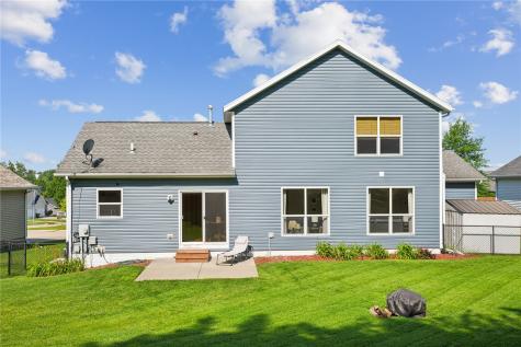 6911 Springwood Place NW Cedar Rapids IA 52405