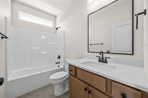 632 Grey Slate Drive SW Cedar Rapids IA 52404