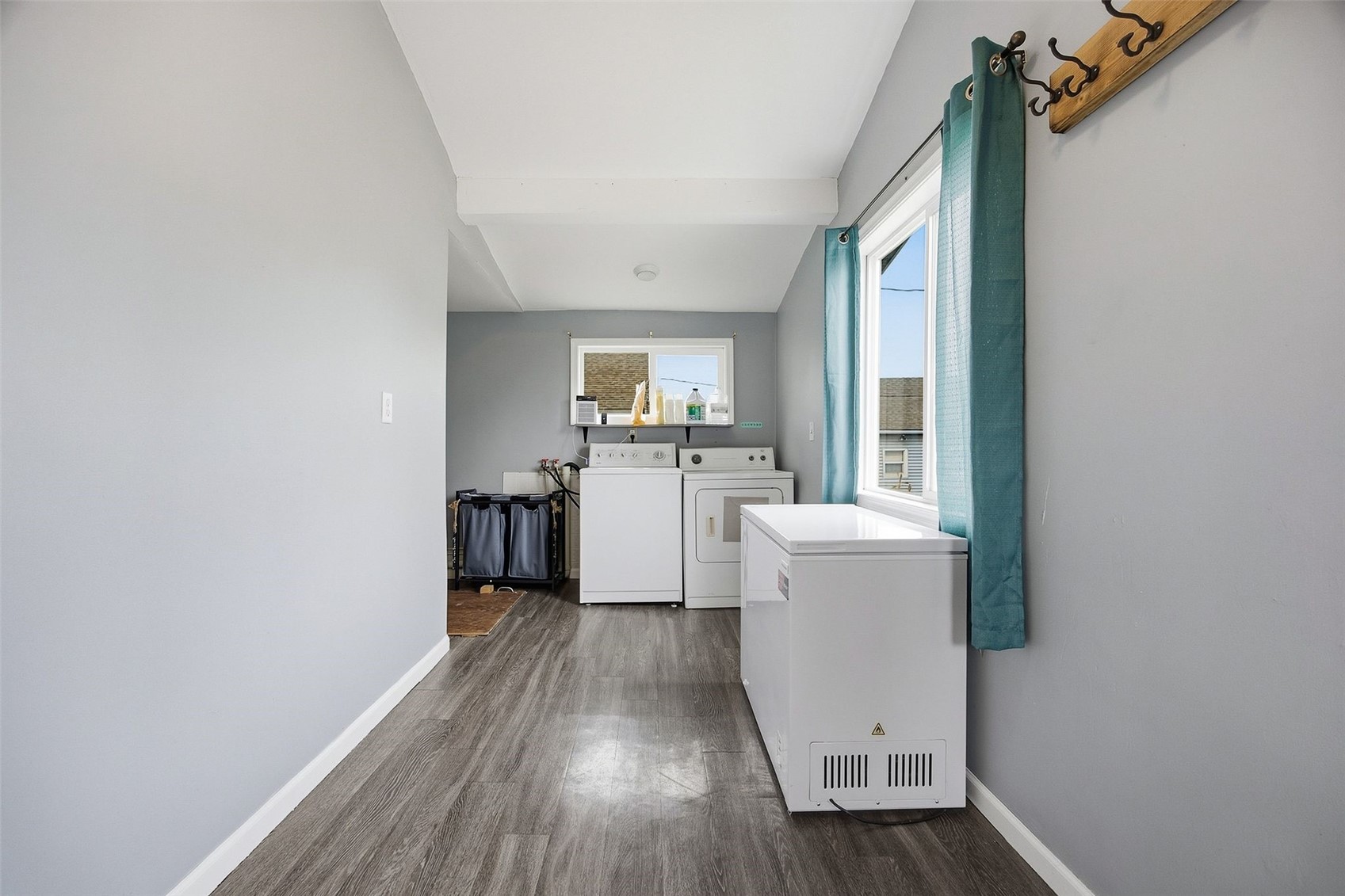 105 8th Street Van Horne IA 52346