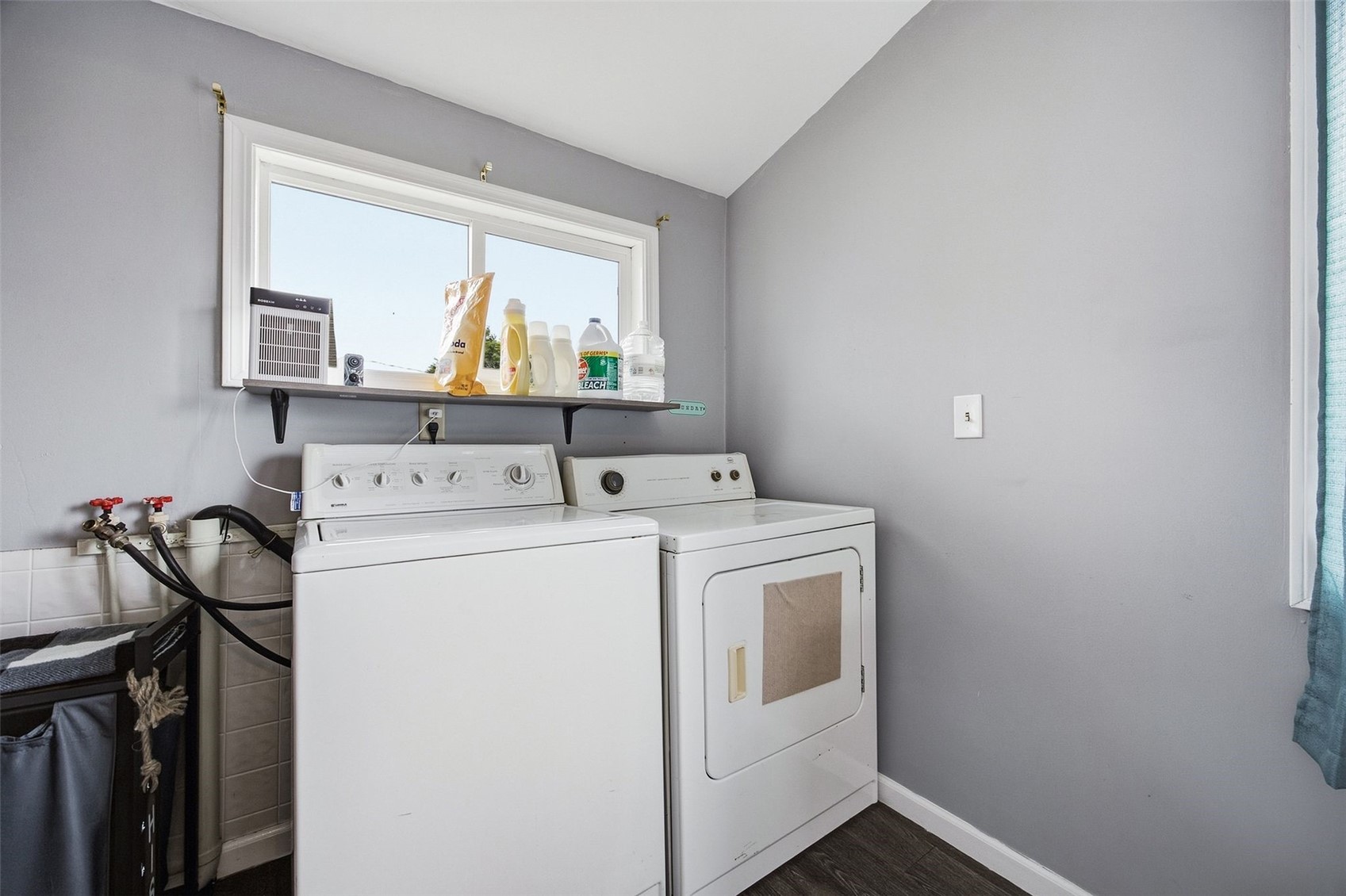 105 8th Street Van Horne IA 52346