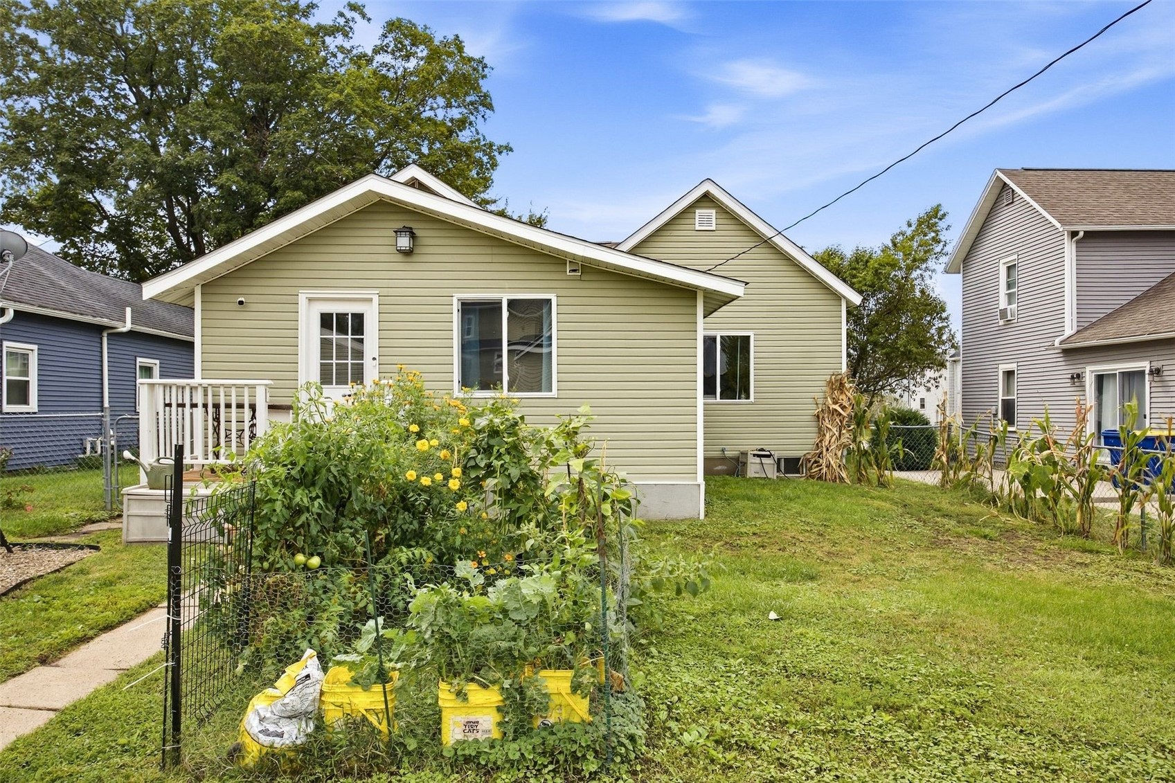 105 8th Street Van Horne IA 52346