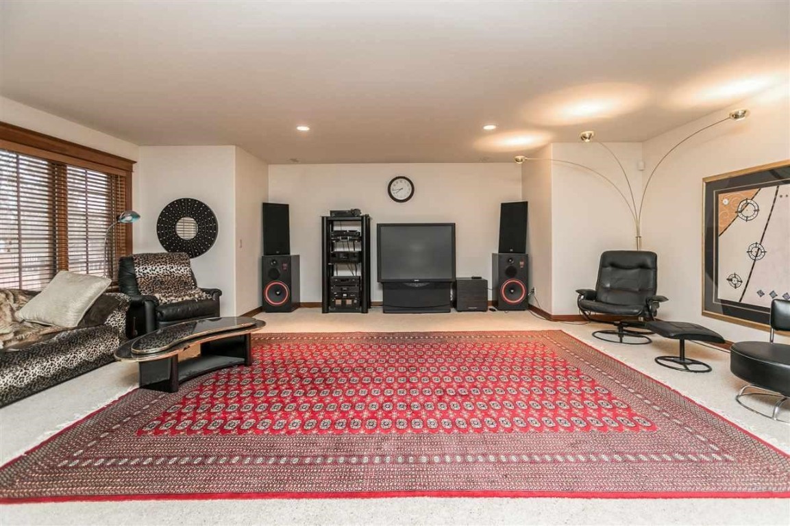 6201 Lakeside Road Marion IA 52302