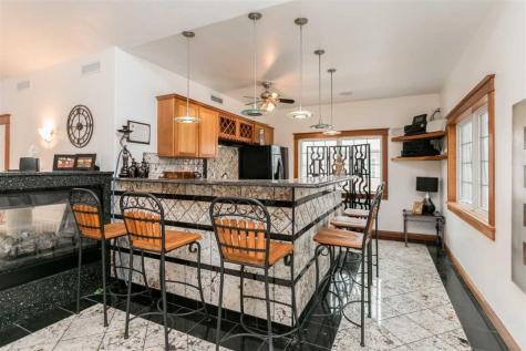 6201 Lakeside Road Marion IA 52302