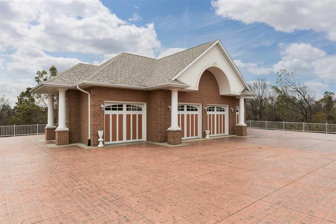 6201 Lakeside Road Marion IA 52302