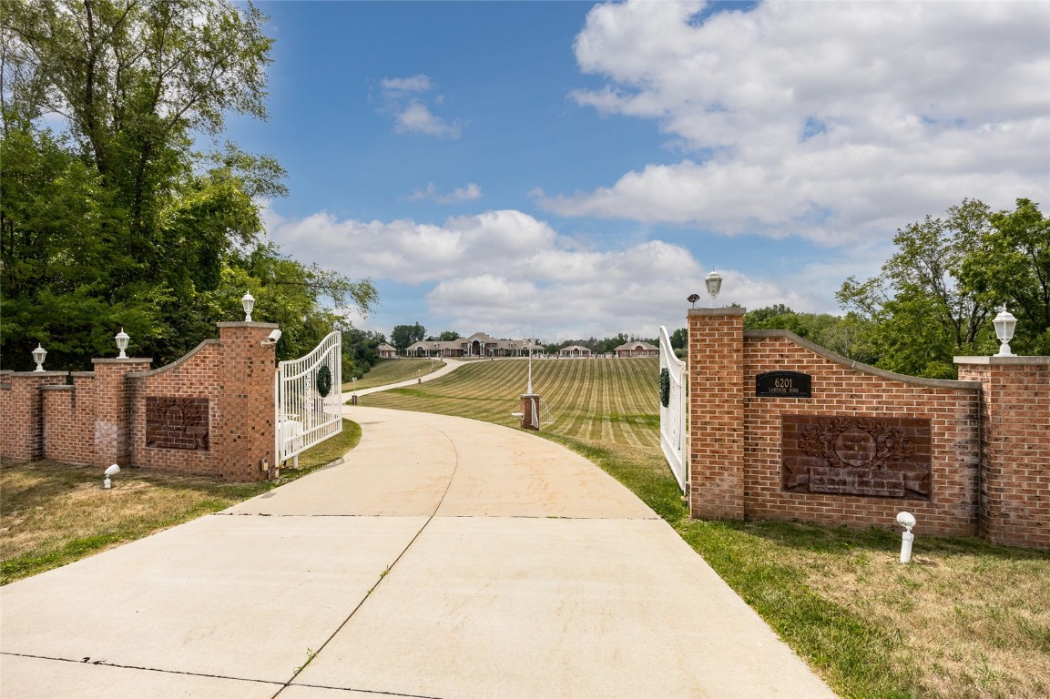 6201 Lakeside Road Marion IA 52302
