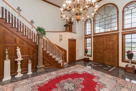 6201 Lakeside Road Marion IA 52302