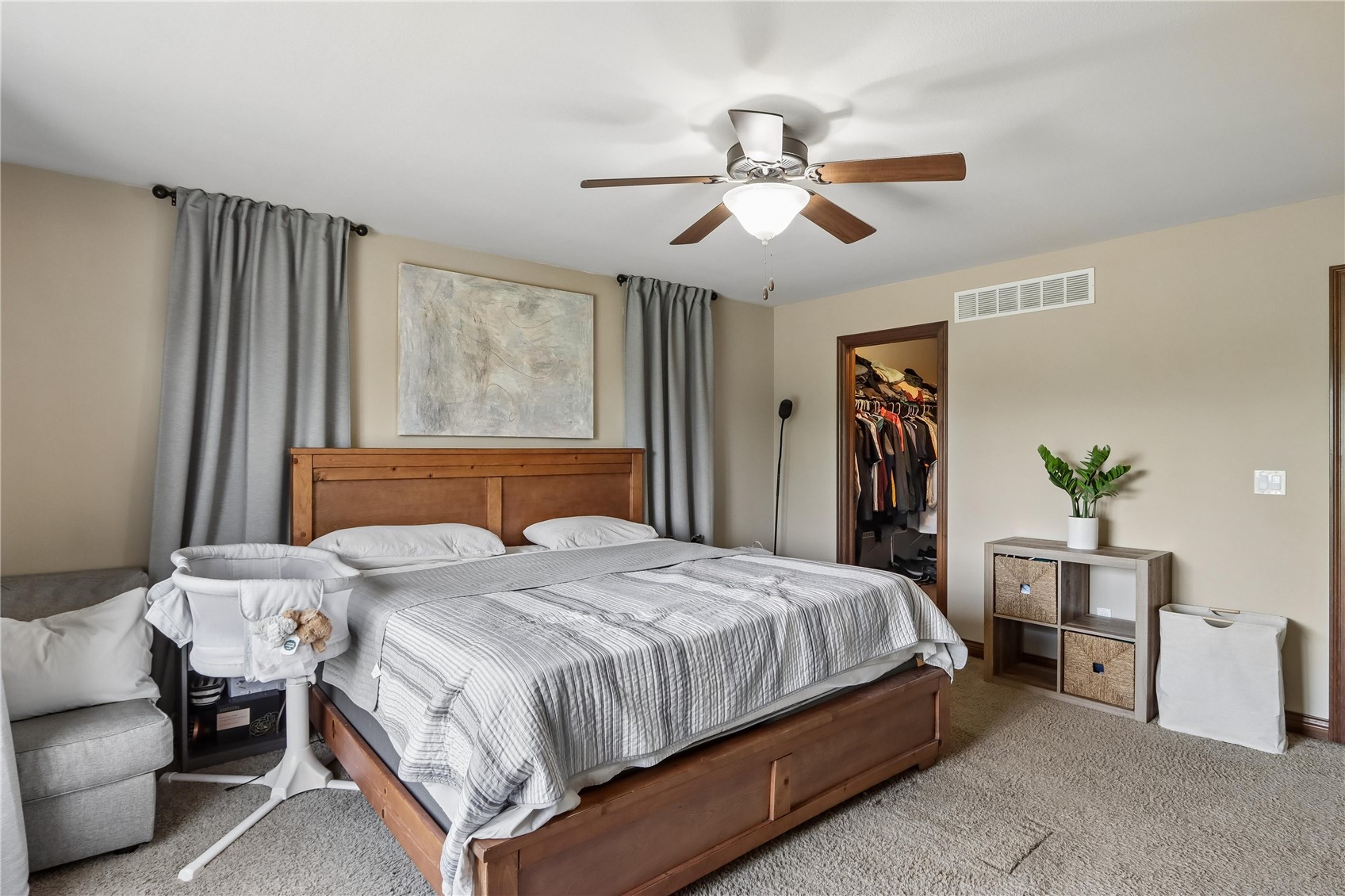 1542 Red Oak Drive North Liberty IA 52317