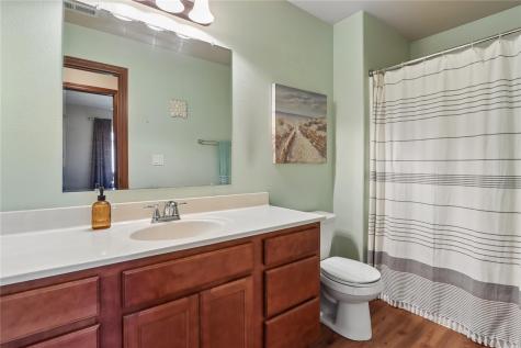 1542 Red Oak Drive North Liberty IA 52317