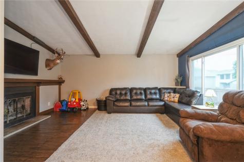 446 Terrace Drive Central City IA 52214