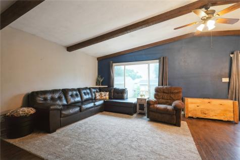 446 Terrace Drive Central City IA 52214