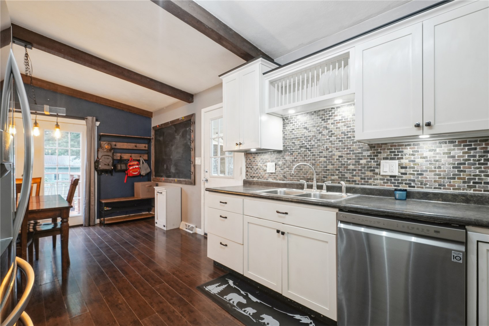 446 Terrace Drive Central City IA 52214