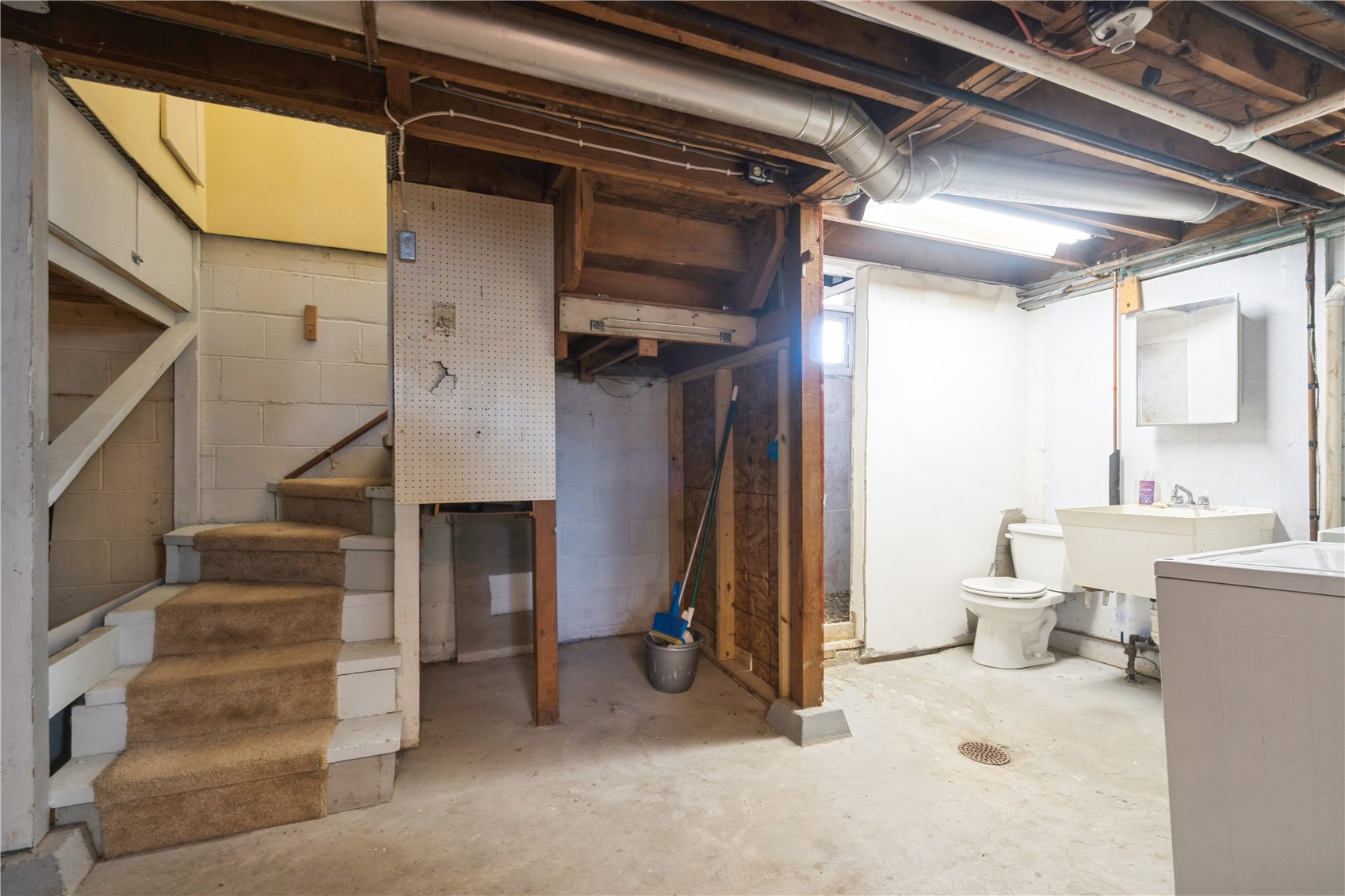 3800 Hart Court NE Cedar Rapids IA 52402