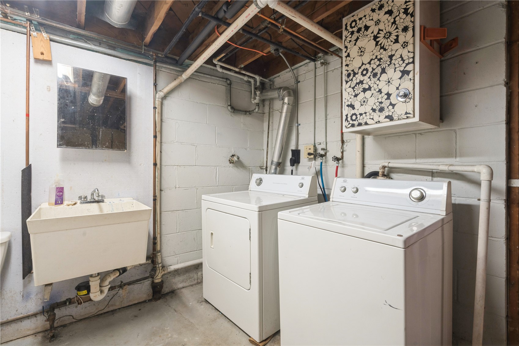 3800 Hart Court NE Cedar Rapids IA 52402