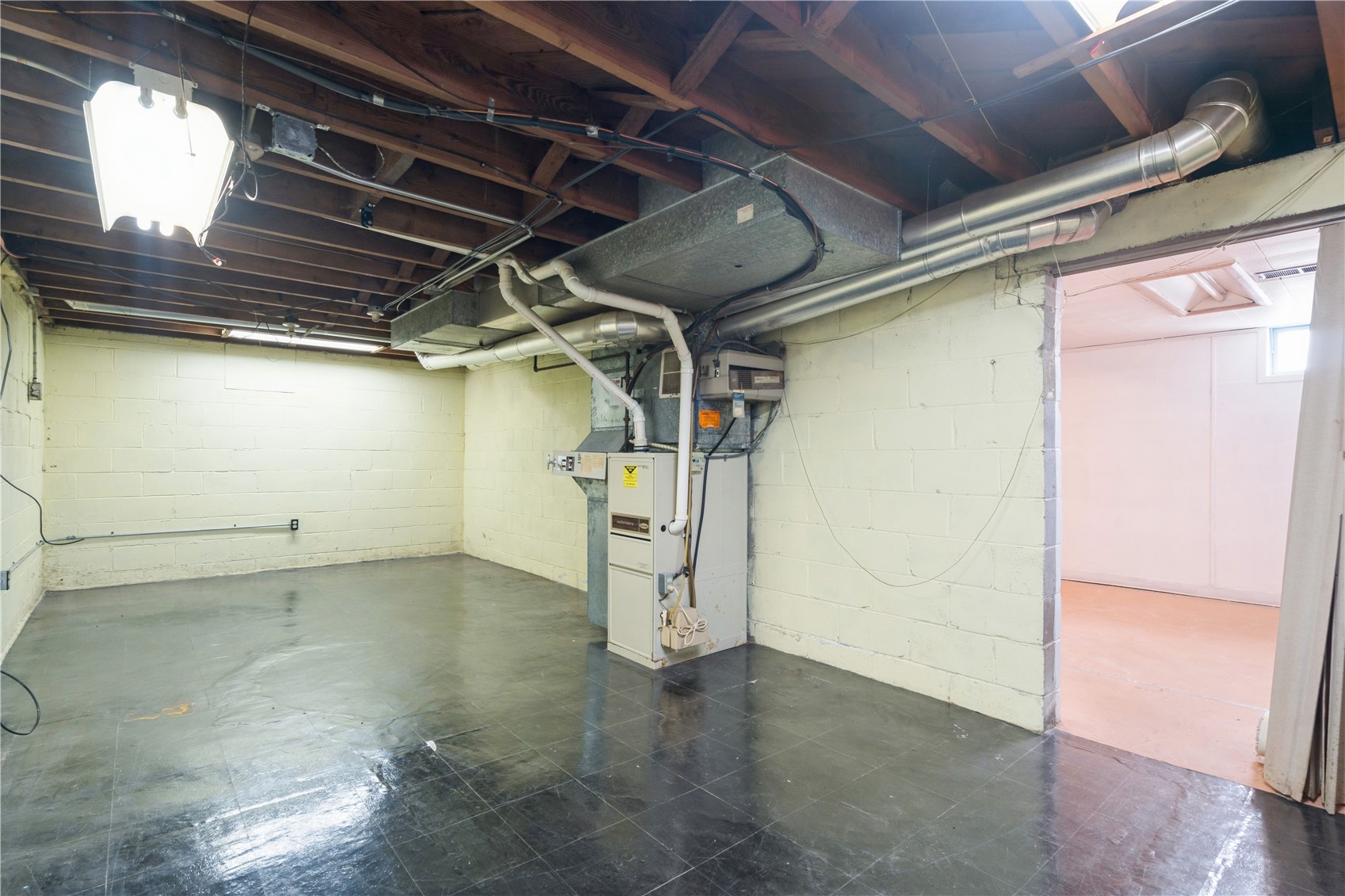 3800 Hart Court NE Cedar Rapids IA 52402