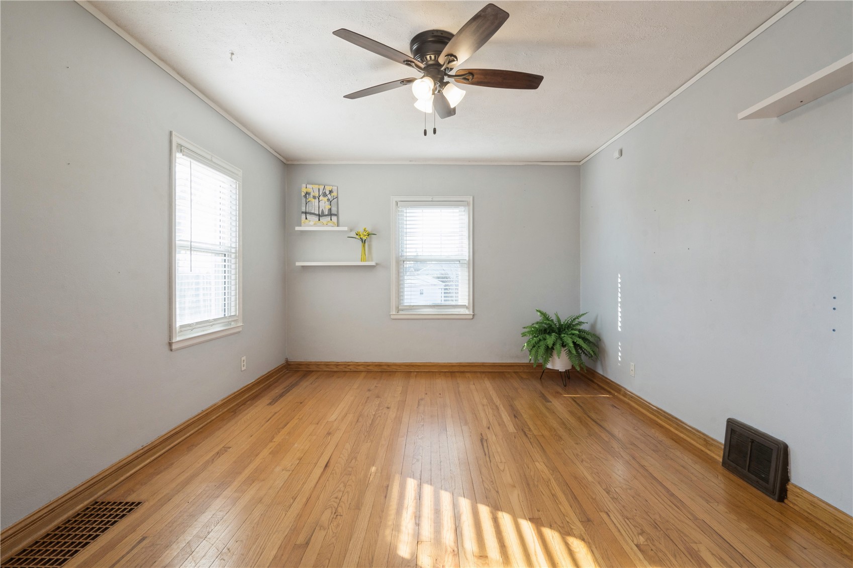 3800 Hart Court NE Cedar Rapids IA 52402