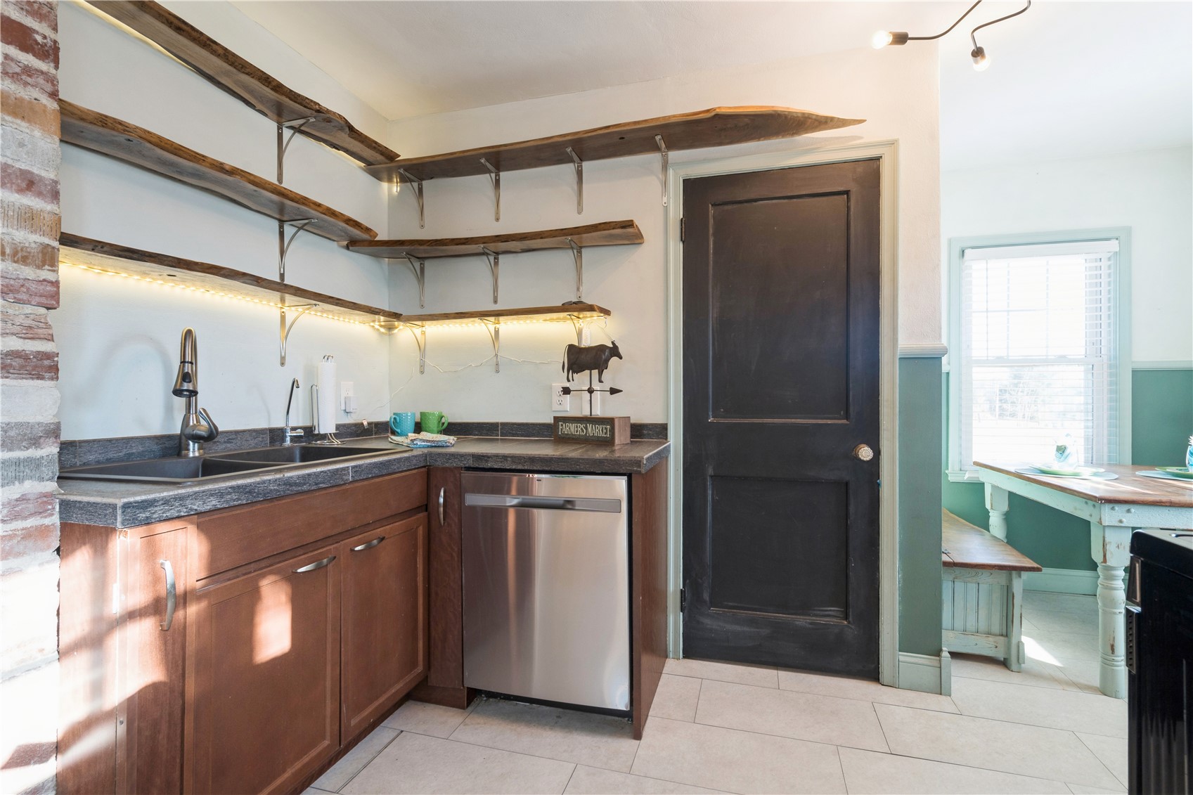 3800 Hart Court NE Cedar Rapids IA 52402