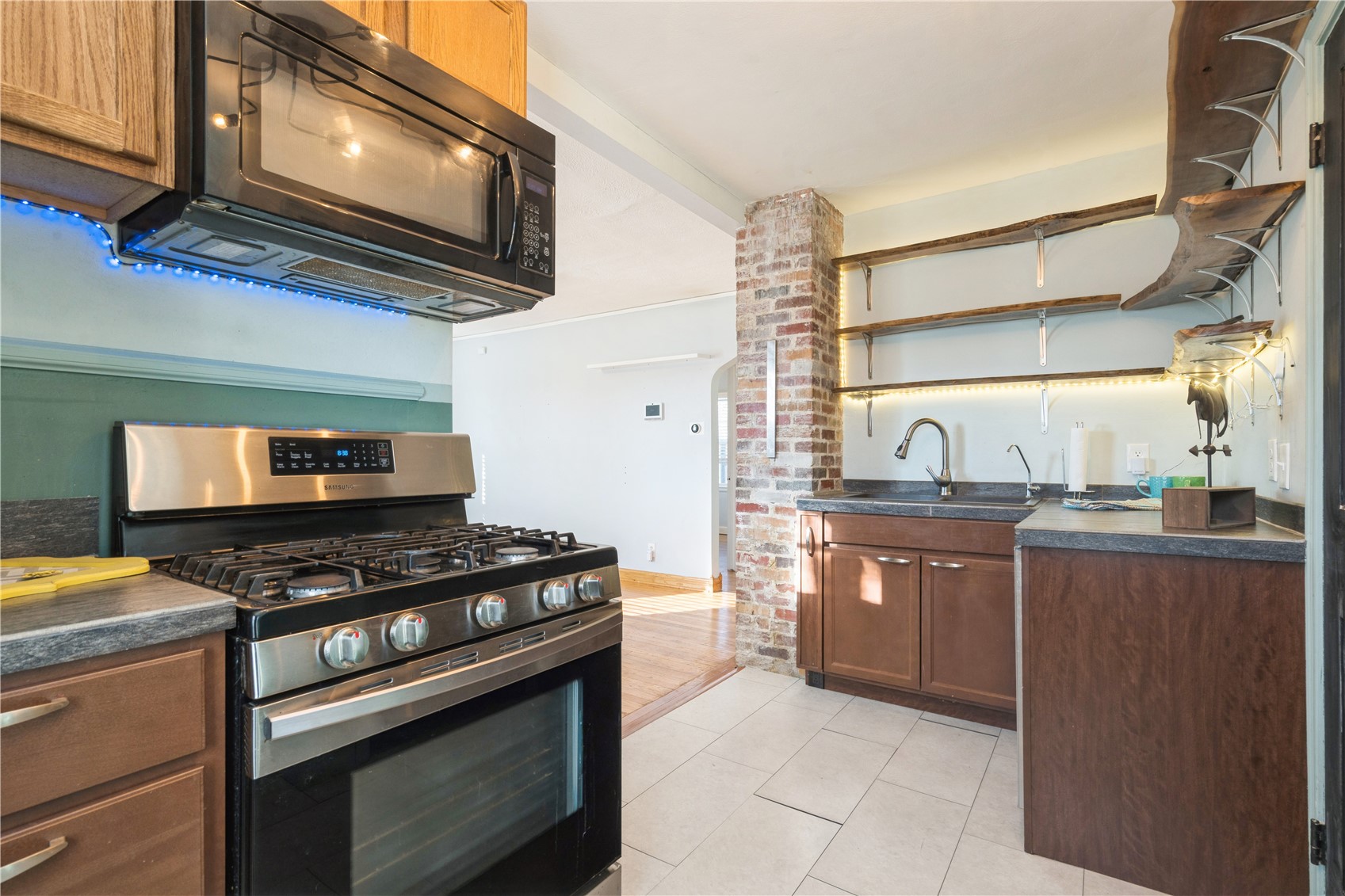 3800 Hart Court NE Cedar Rapids IA 52402