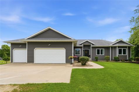 7977 218th Avenue Martelle IA 52305