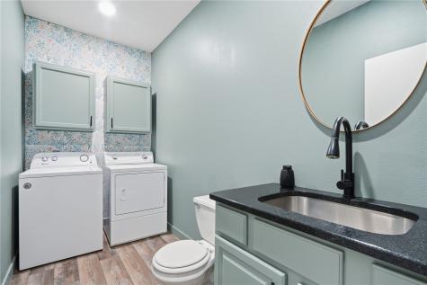7977 218th Avenue Martelle IA 52305