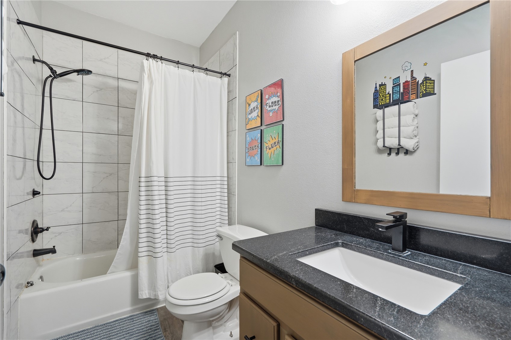 7977 218th Avenue Martelle IA 52305
