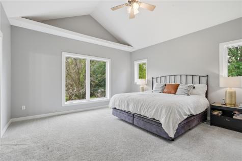 7977 218th Avenue Martelle IA 52305