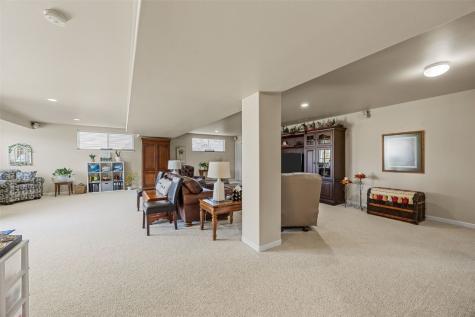 2970 Roseberry Court Marion IA 52302
