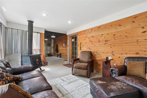 211 Hubbell Street Martelle IA 52305