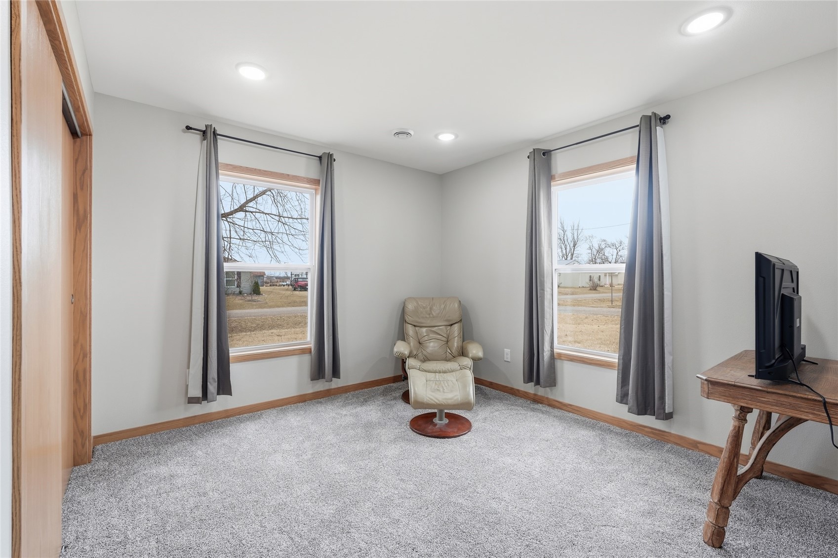 610 SE 1st Street IA 52640