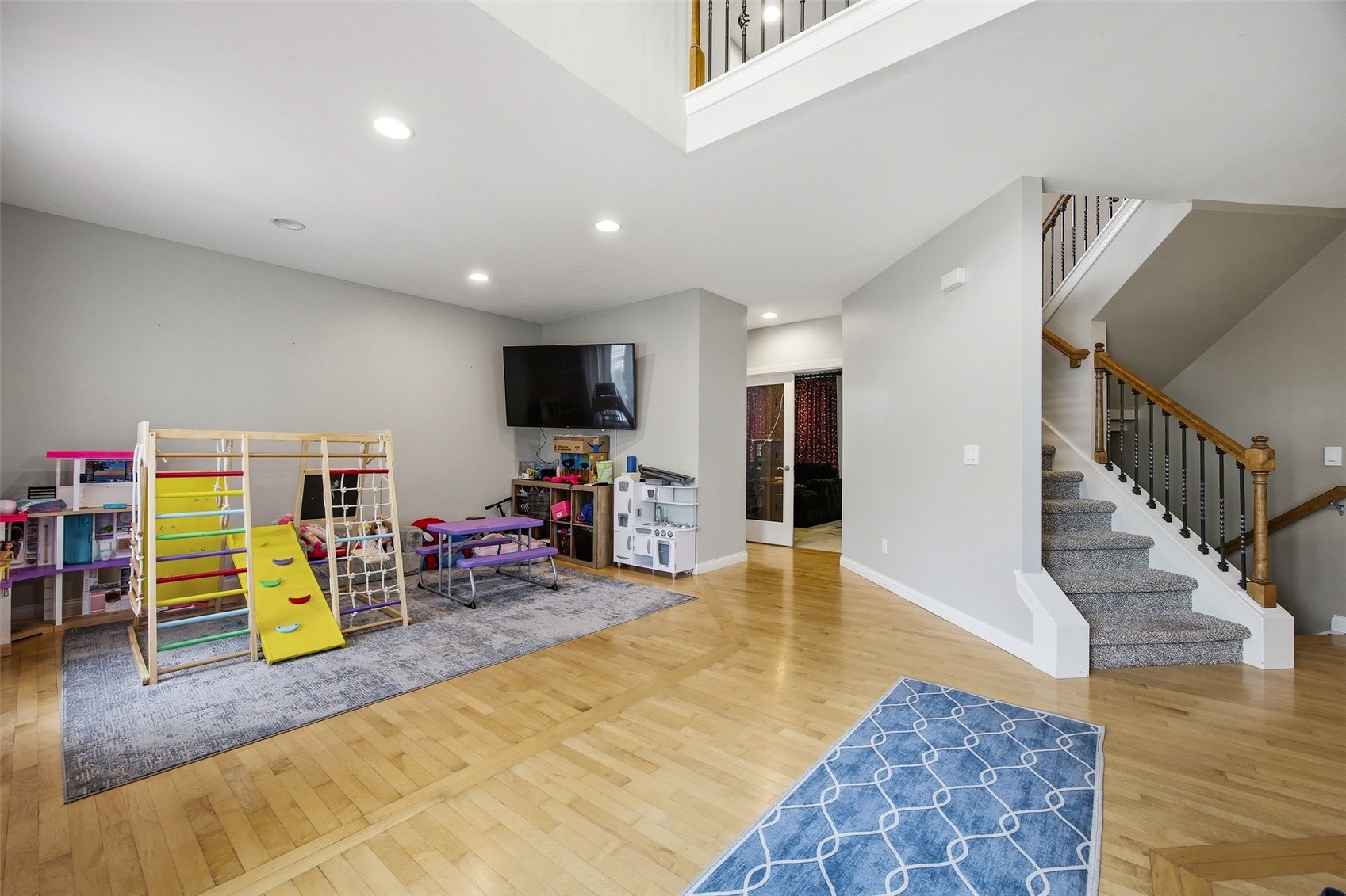 570 Landau Street Robins IA 52328