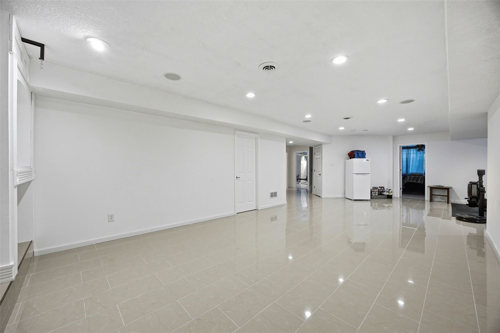 570 Landau Street Robins IA 52328