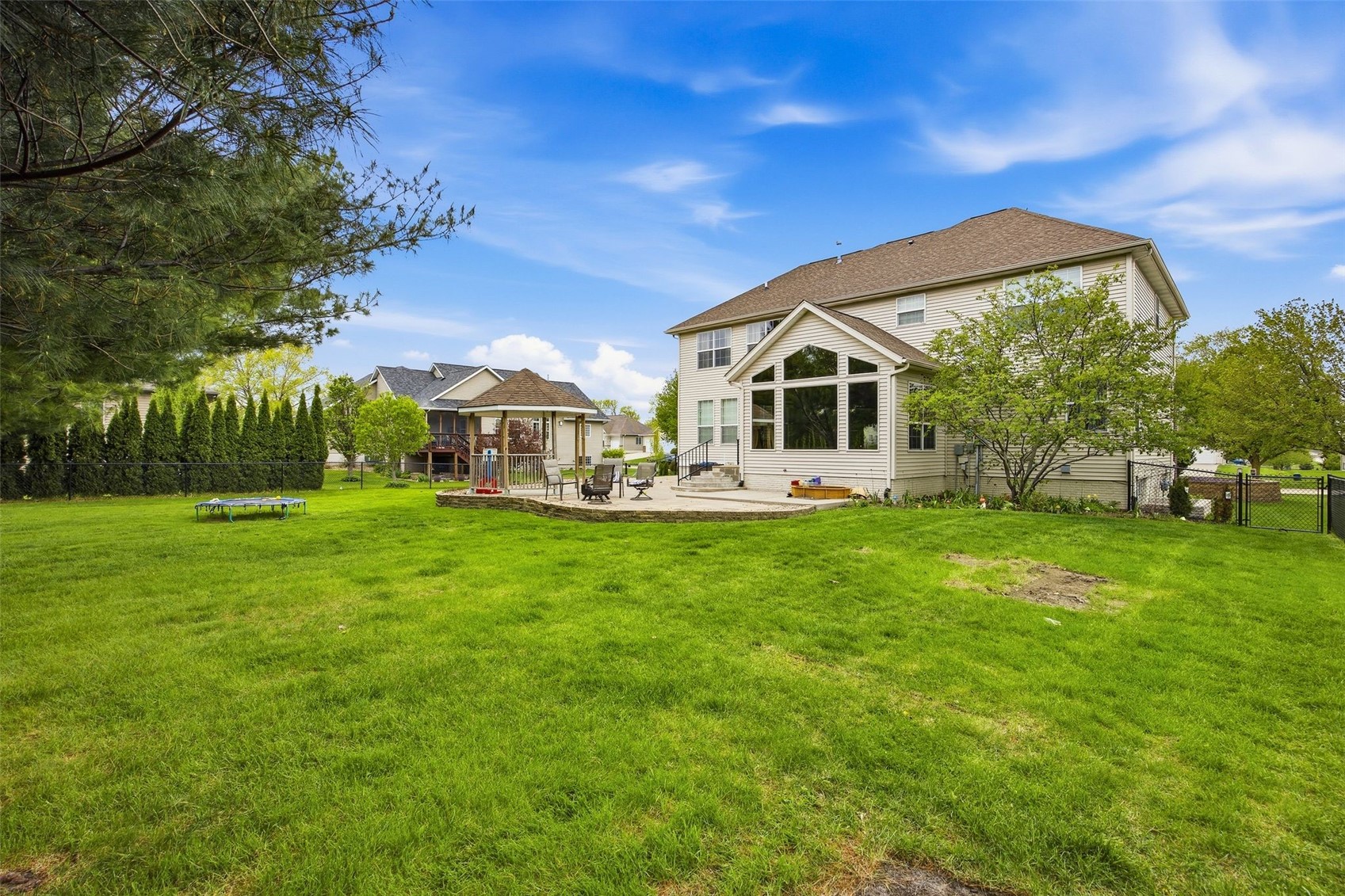 570 Landau Street Robins IA 52328