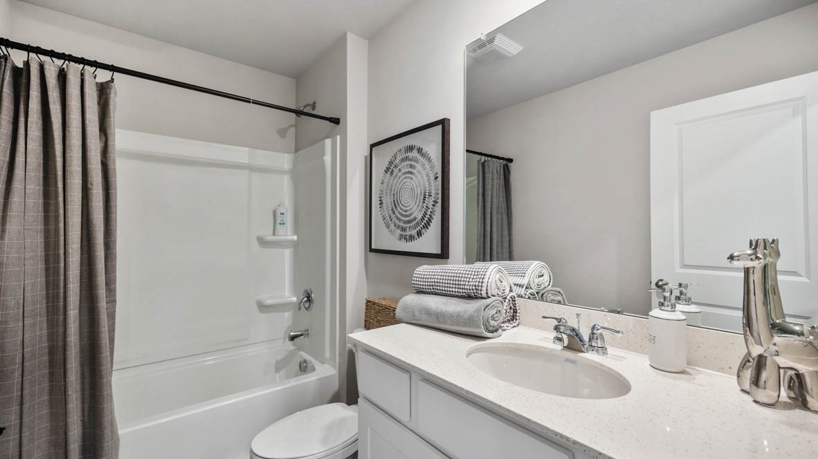 2878 Grassland Court Hiawatha IA 52233
