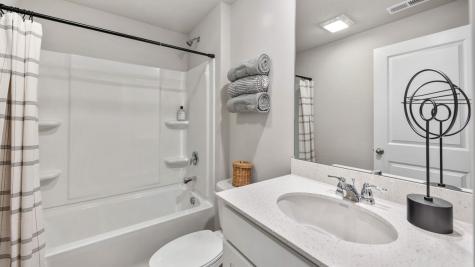 2878 Grassland Court Hiawatha IA 52233