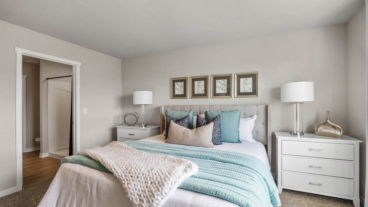 2878 Grassland Court Hiawatha IA 52233