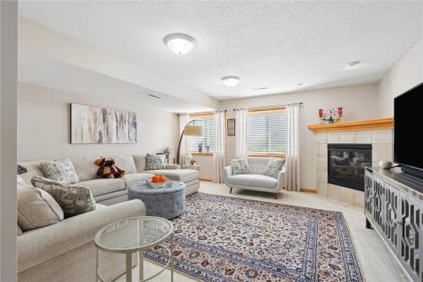 2331 North Ridge Drive Coralville IA 52241