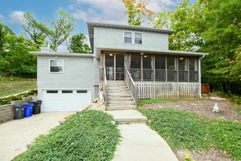 2141 Coldstream Avenue NE Cedar Rapids IA 52402