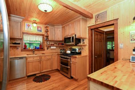 2141 Coldstream Avenue NE Cedar Rapids IA 52402