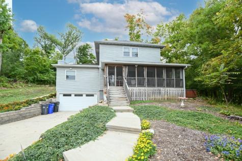 2141 Coldstream Avenue NE Cedar Rapids IA 52402