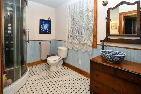 2141 Coldstream Avenue NE Cedar Rapids IA 52402