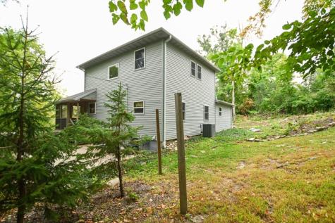 2141 Coldstream Avenue NE Cedar Rapids IA 52402