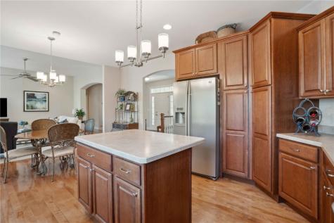 345 Oak Park Drive Robins IA 52328