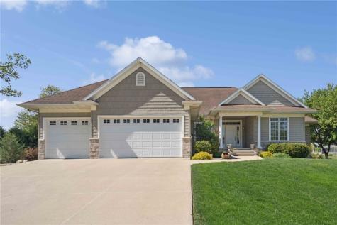 345 Oak Park Drive Robins IA 52328