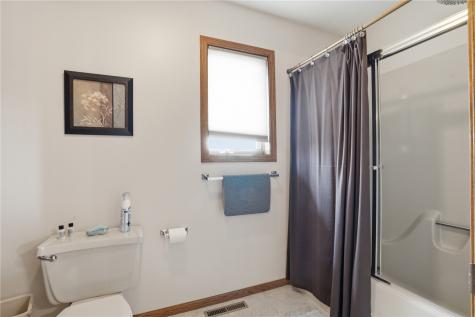 5472 Cimarron Court Marion IA 52302