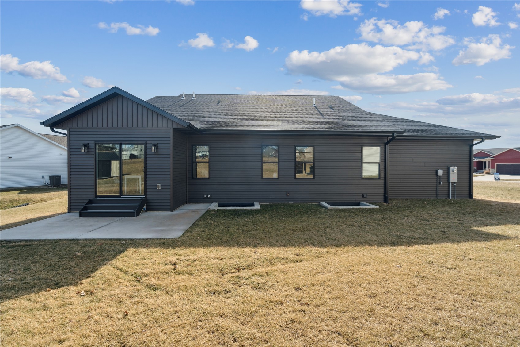718 Pointer Circle Center Point IA 52213