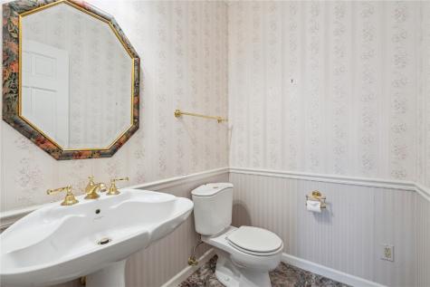 606 Beaver Hollow Court SE Cedar Rapids IA 52403