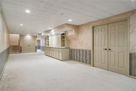 606 Beaver Hollow Court SE Cedar Rapids IA 52403