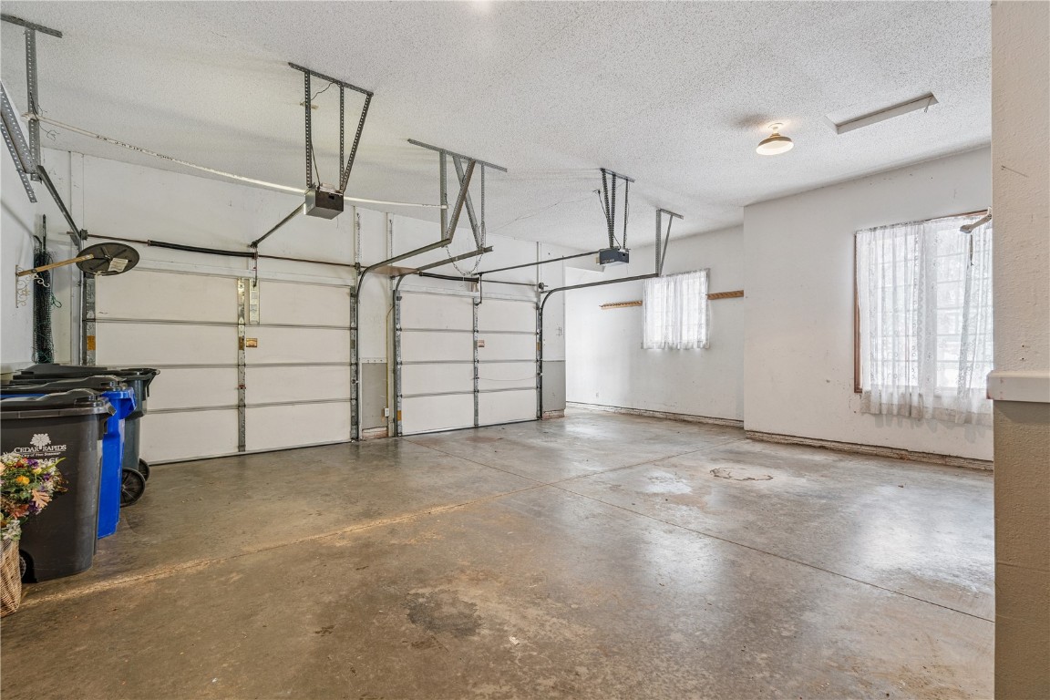 606 Beaver Hollow Court SE Cedar Rapids IA 52403