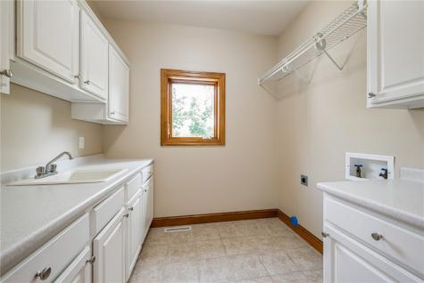 4636 Black Oak Court NE Cedar Rapids IA 52411