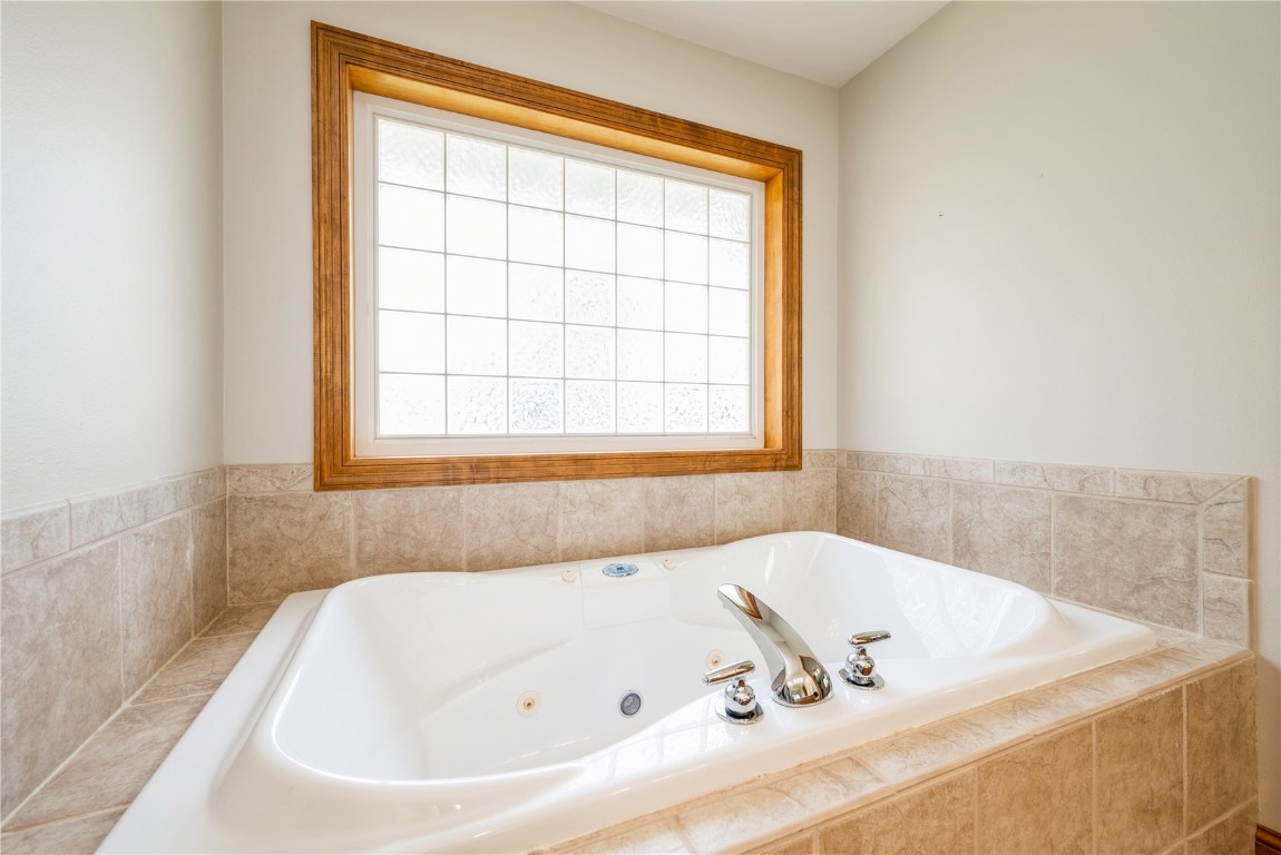 4636 Black Oak Court NE Cedar Rapids IA 52411