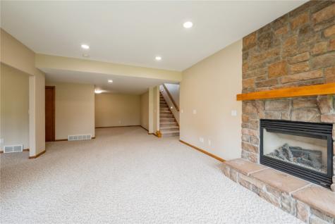 4636 Black Oak Court NE Cedar Rapids IA 52411